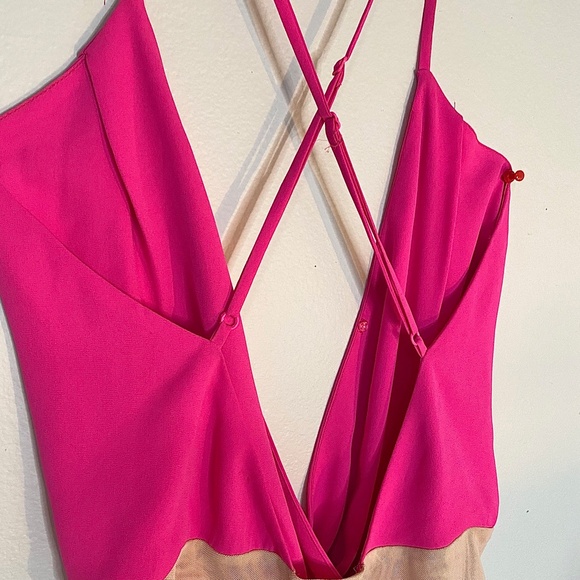 LuLus - SEXY Backless Neon Pink Bodysuit - S - Picture 8 of 14